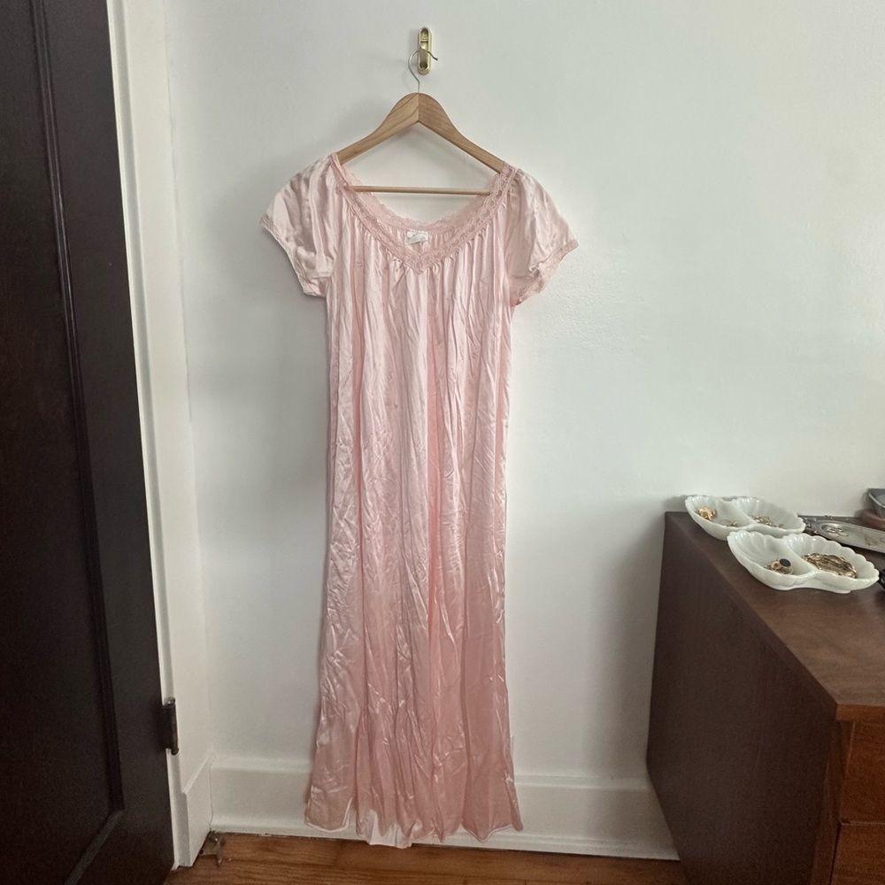 Vanity Fair Pink Nightgown